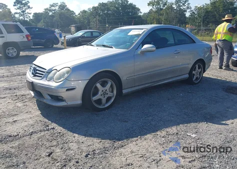 2004 Mercedes-Benz Clk 500 z USA, uszkodzony, nr VIN WDBTJ75J34F083090